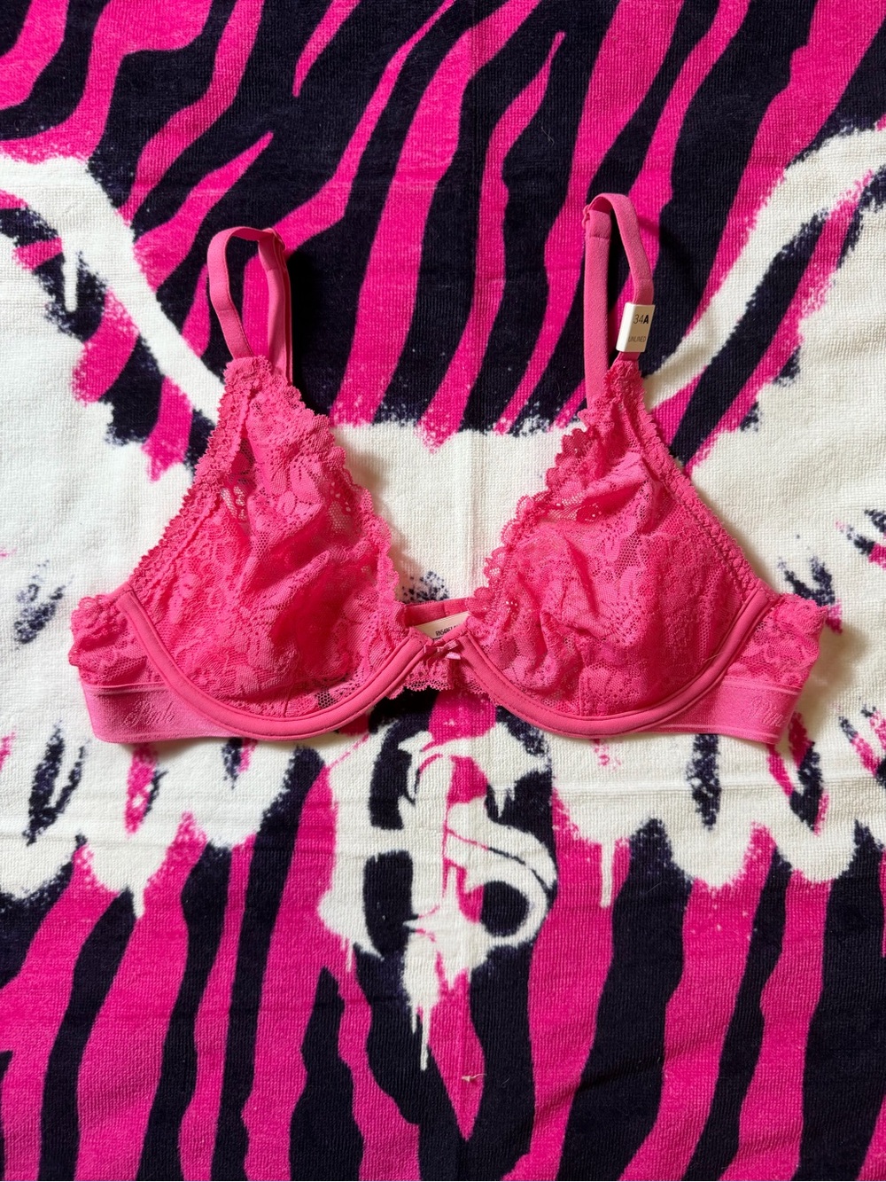 Pink VS Lace Underwire Bra - Women Intimates & Sleepwear